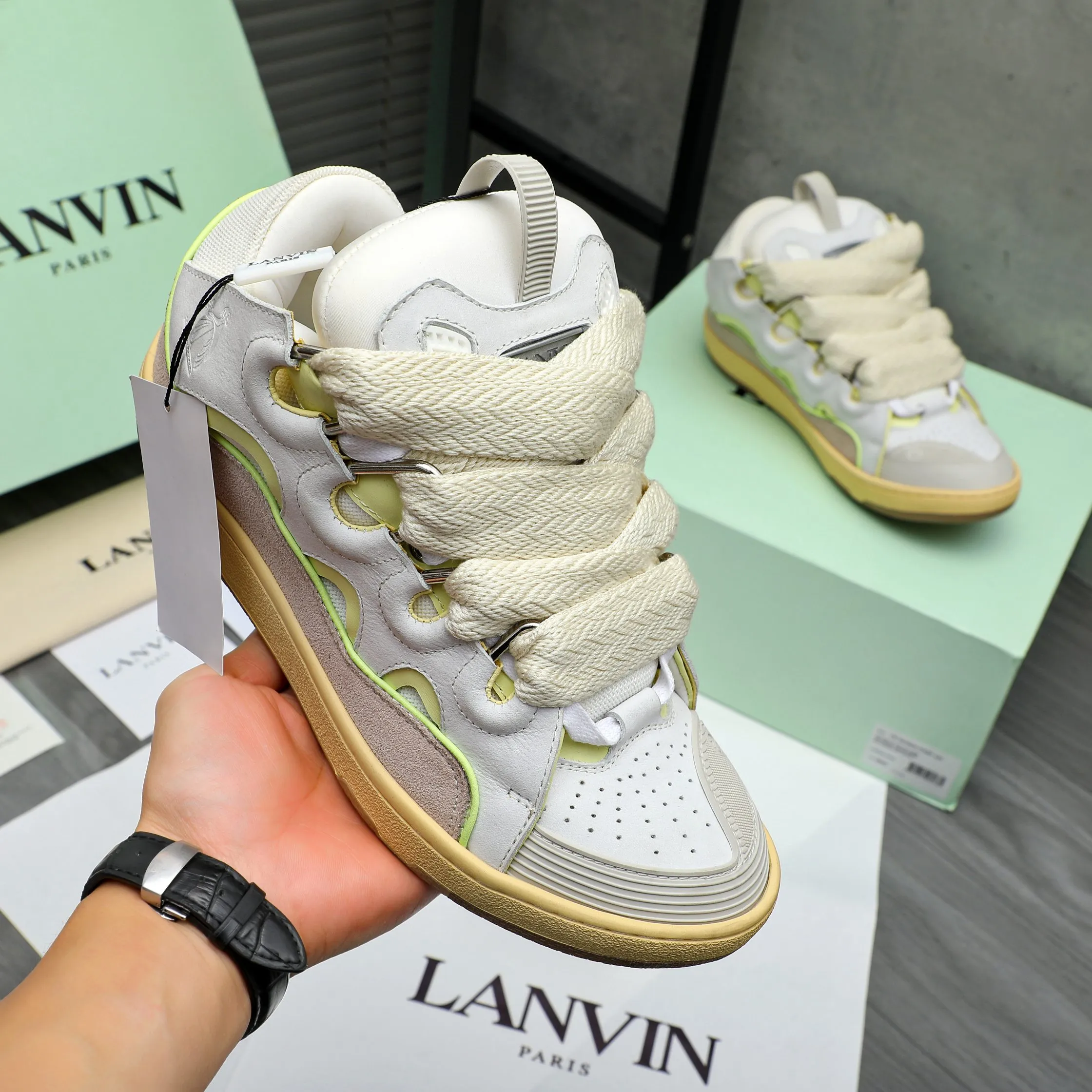 Men's shoes 💰740 [Lanvin] Lanvin high-end quality original couple's casual shoes - Upper: imported pebbled cowhide stitched with breathable mesh - Lining: Lycra elastic lining - Outsole: original rubber outsole - Super high quality control·Fine workmanship: highlighted (high-end·luxury·grade) -Size: 36-45 (45 can be customized)